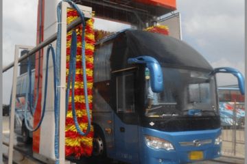 全自動(dòng)公交車(chē)卡車(chē)智能洗車(chē)機(jī)價(jià)錢(qián)多少[隆茂鑫晟]